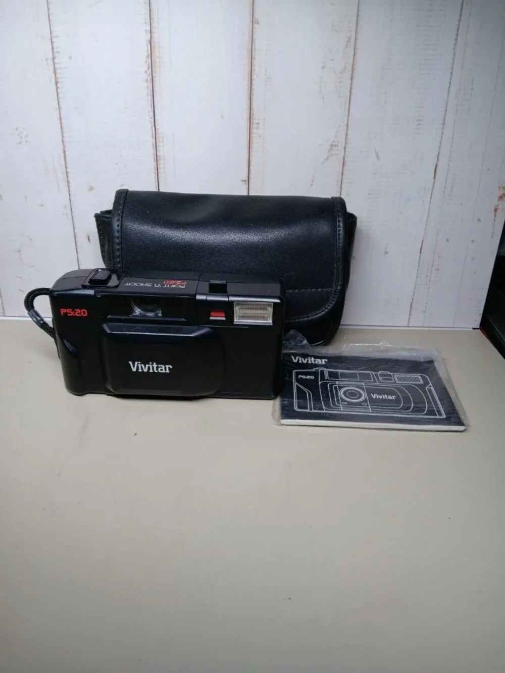 Camera Vivitar Point and Shoot PS:20 Unused in Case with Manual
